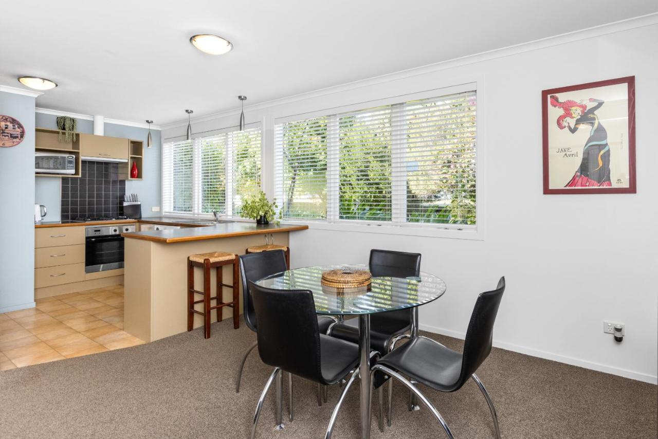 The Village Apartment, Just Steps To The Village Shops, Bars And Restaurants Havelock North Zewnętrze zdjęcie